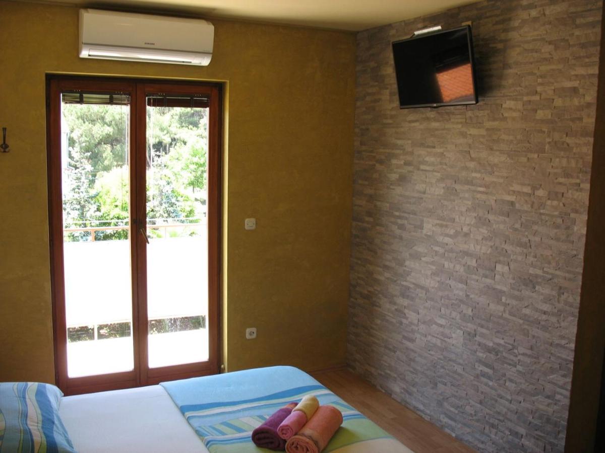 Accomodation Noki21 로비니 외부 사진