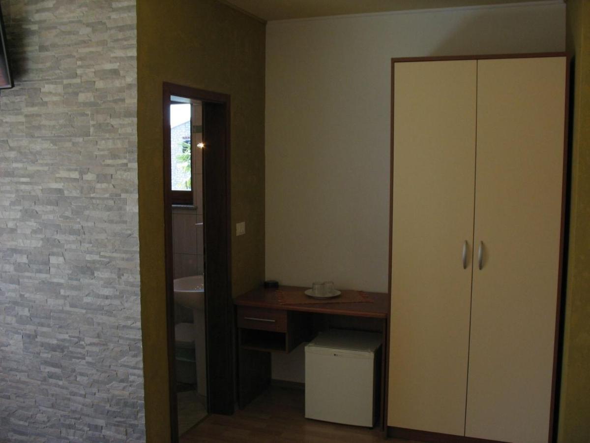 Accomodation Noki21 로비니 외부 사진