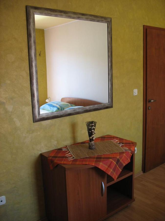 Accomodation Noki21 로비니 외부 사진