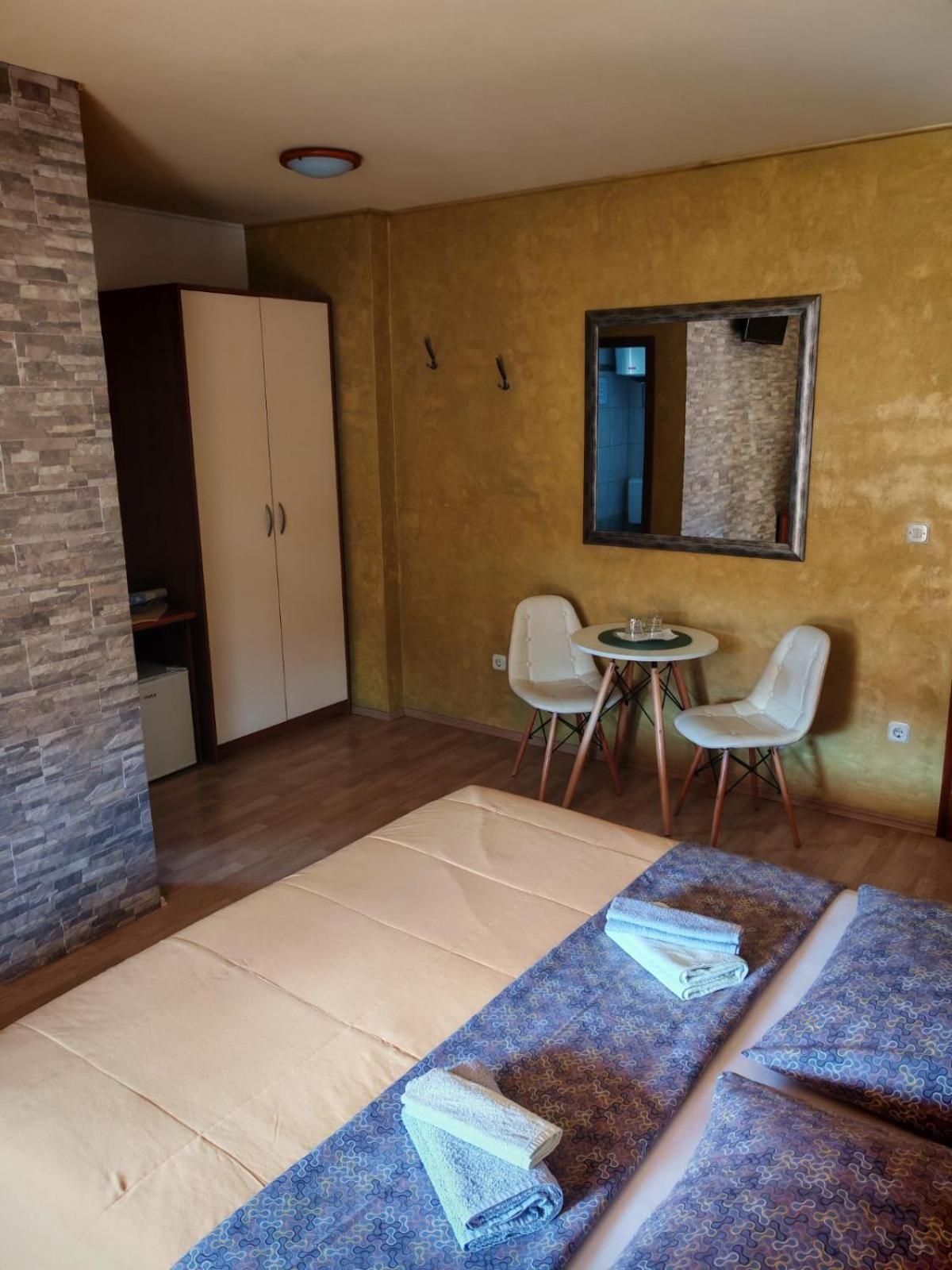 Accomodation Noki21 로비니 외부 사진