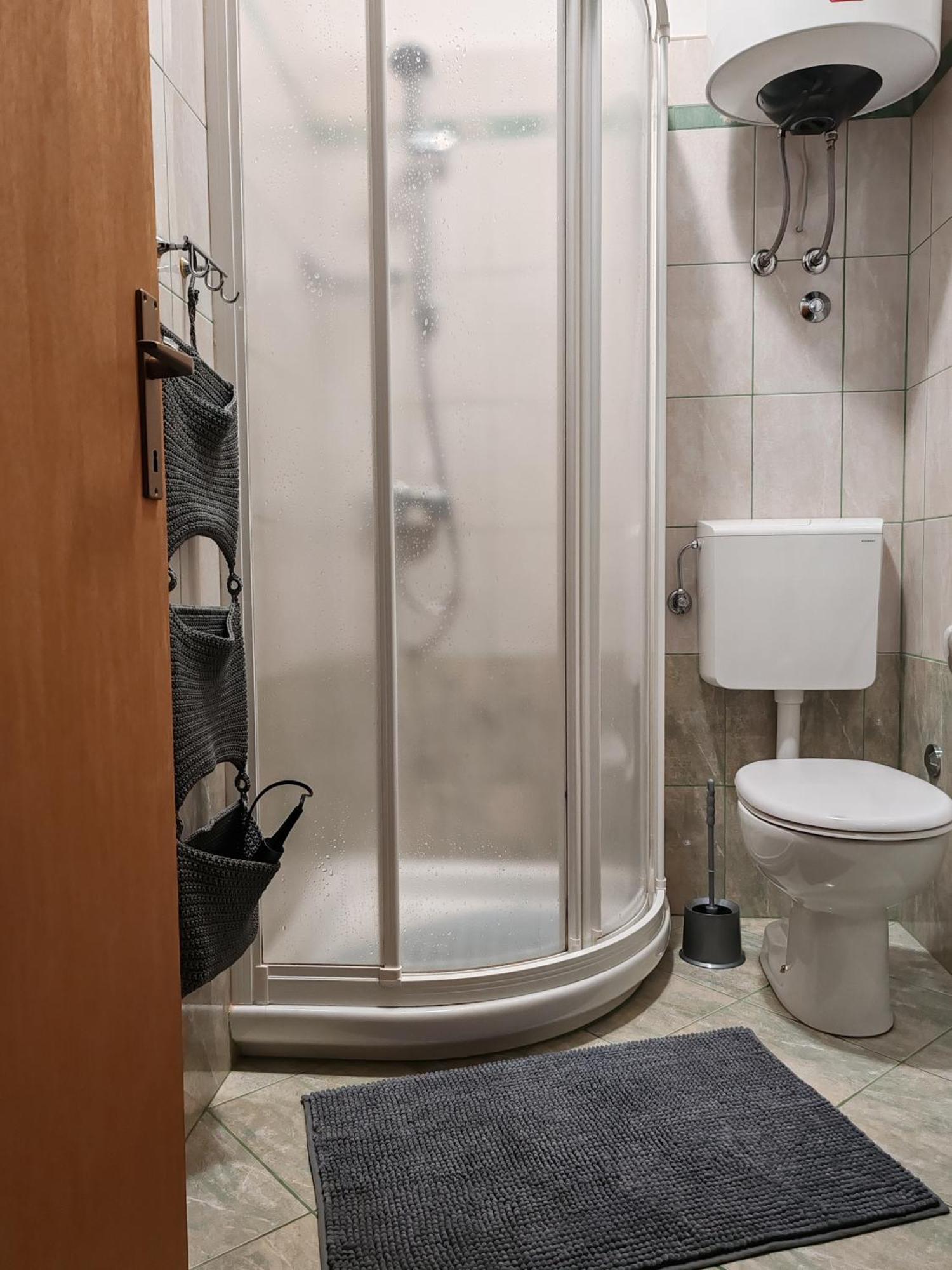 Accomodation Noki21 로비니 외부 사진